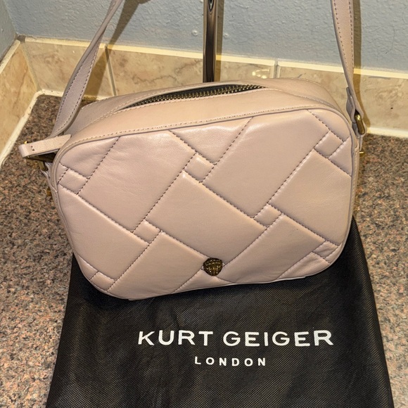 Kurt Geiger Handbags - SOLD 🚨 Kurt Geiger nudeQuilted Leather Crossbody EUC with Dusty